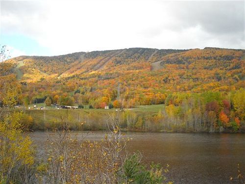 Holiday Villa Resorts At Mont Ste Anne Beaupré Exteriör bild