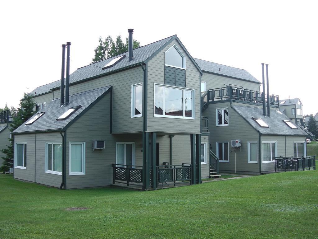 Holiday Villa Resorts At Mont Ste Anne Beaupré Exteriör bild